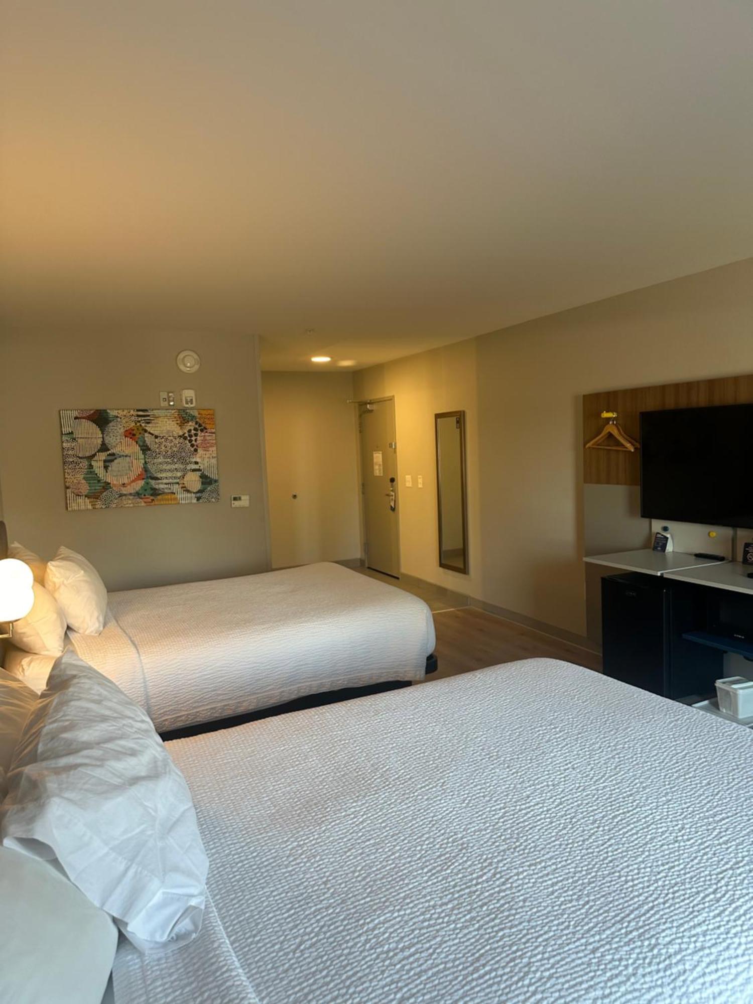 Microtel & By Wyndham Hotel Hot Springs