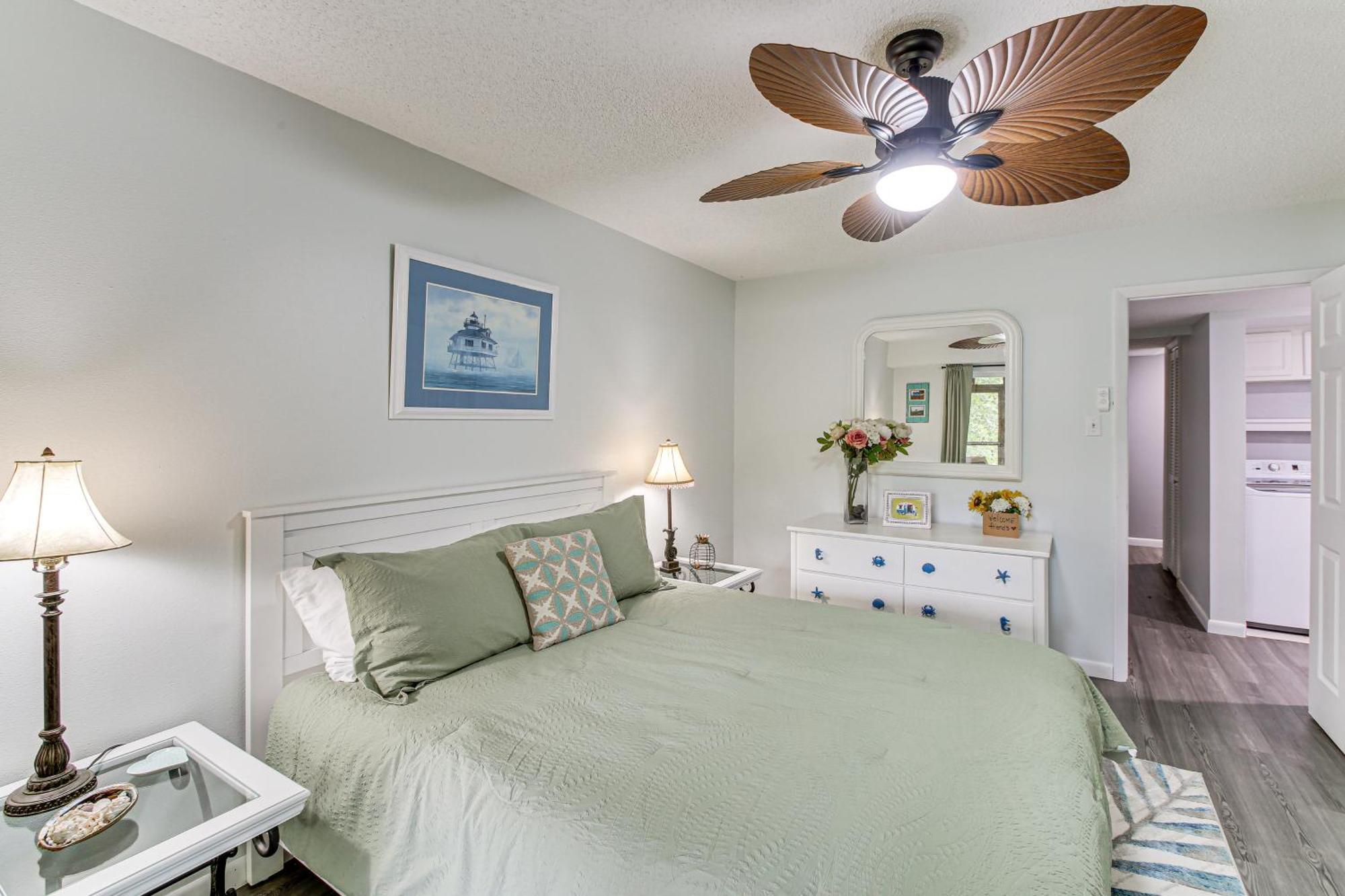 Retreat With Private Dock And Hot Tub! Holiday home Hot Springs