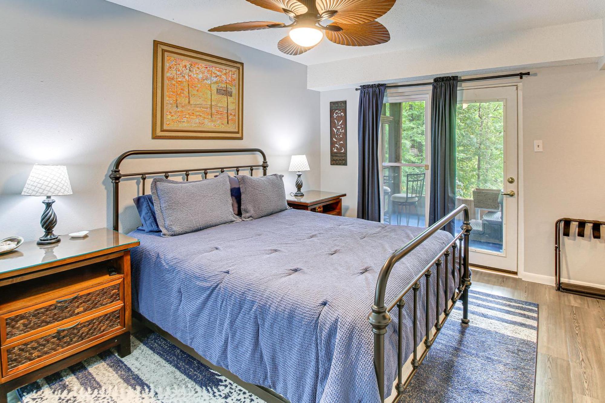 Retreat With Private Dock And Hot Tub!