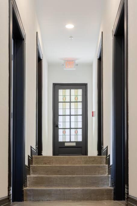 Apartment Walk To Bathhouses, Historic Dtwn Building, # 302