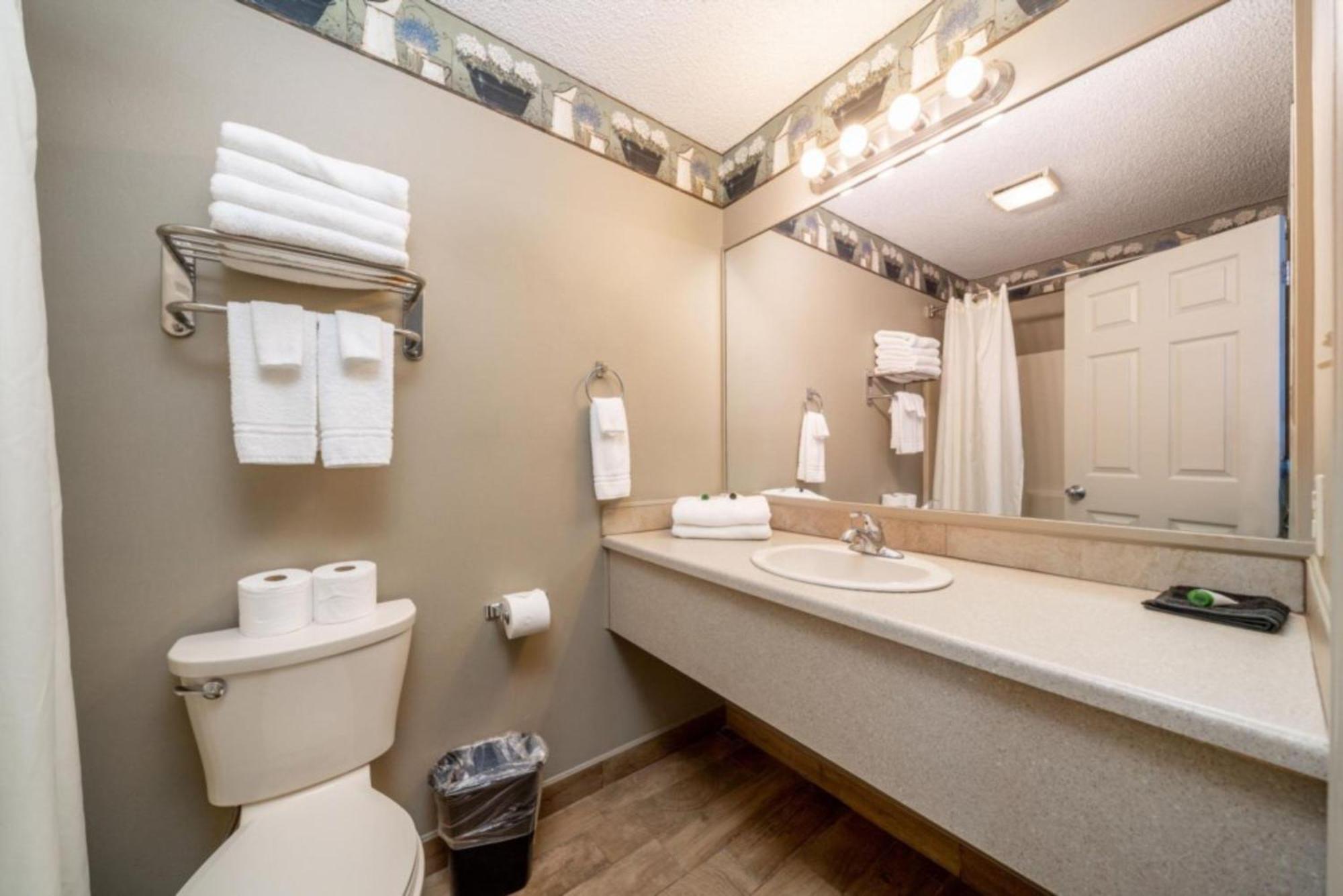 Apartment The Hamilton - Lakefront & Suites,