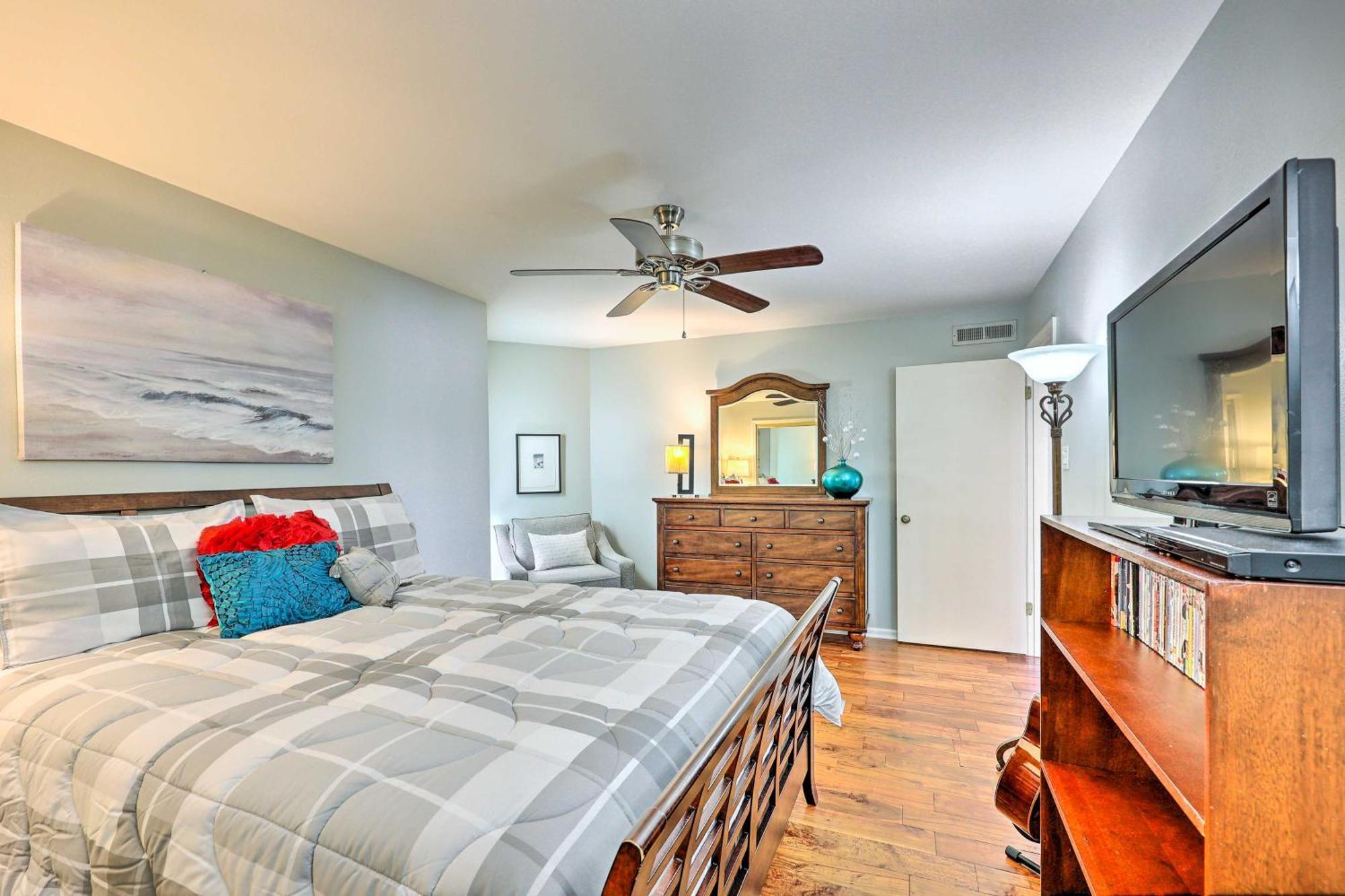 Apartment Waterfront With Pool Access! Hot Springs