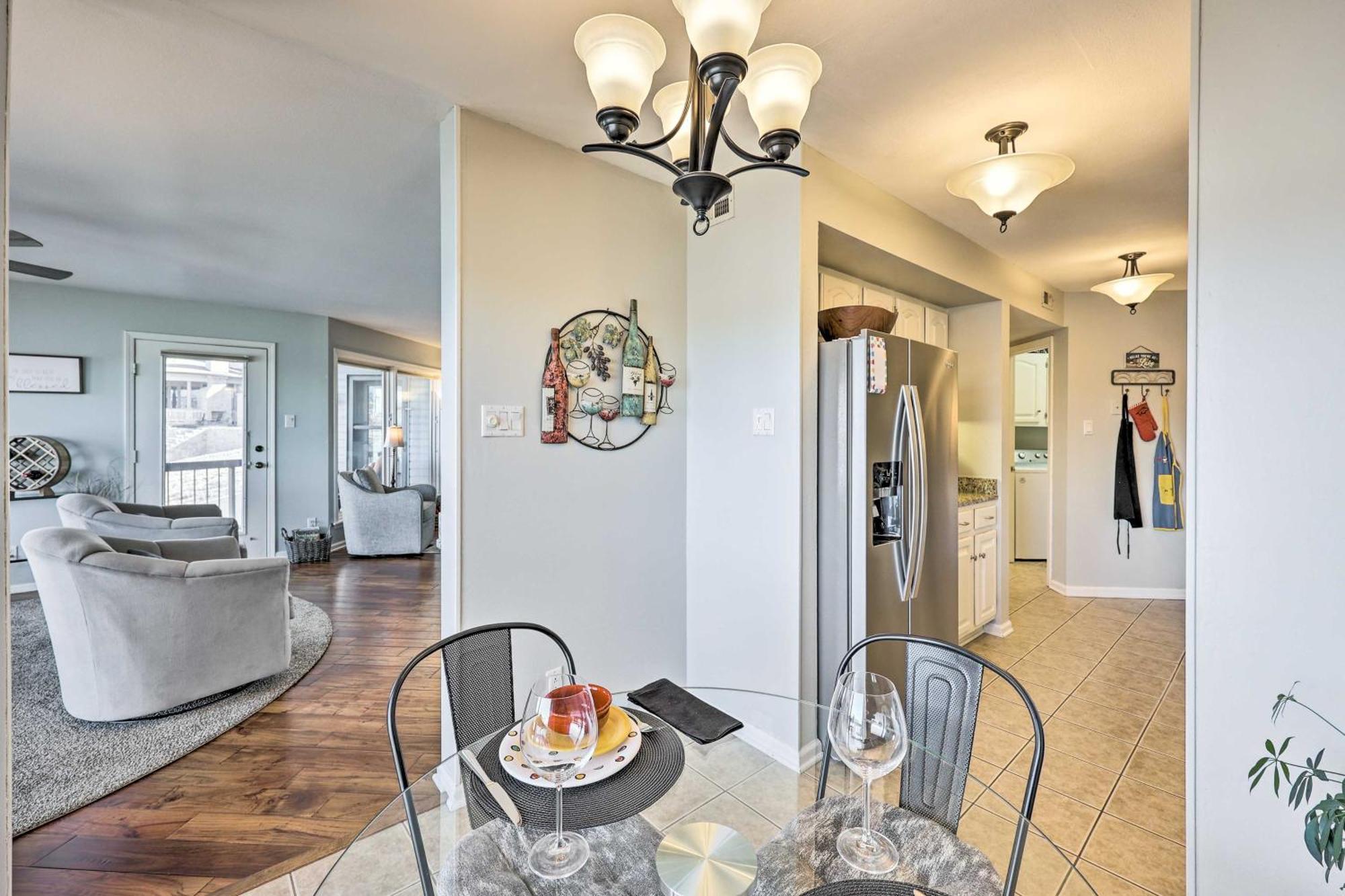 Waterfront With Pool Access! Hot Springs