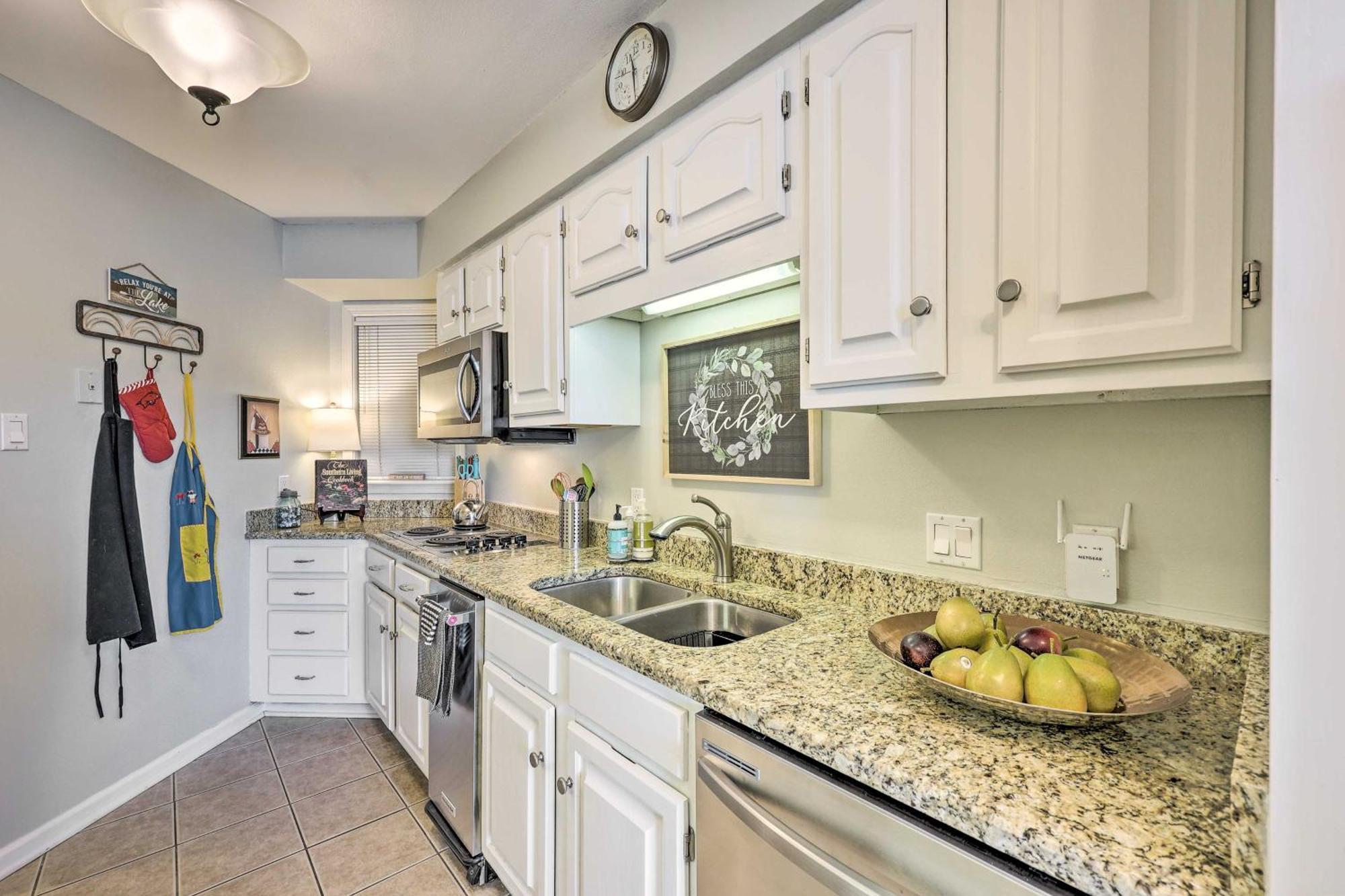 Waterfront With Pool Access! * Hot Springs