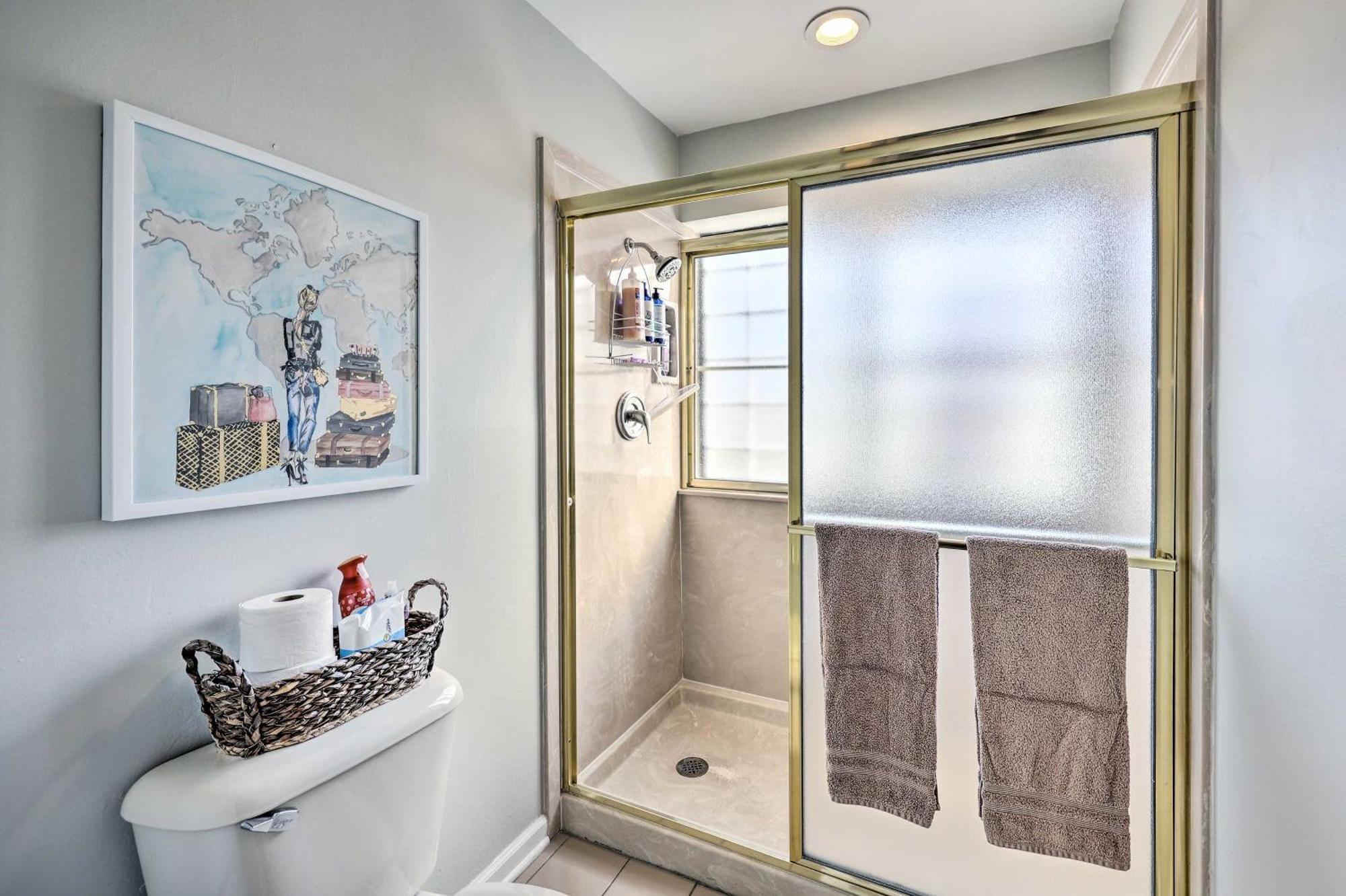Apartment Waterfront With Pool Access! Hot Springs