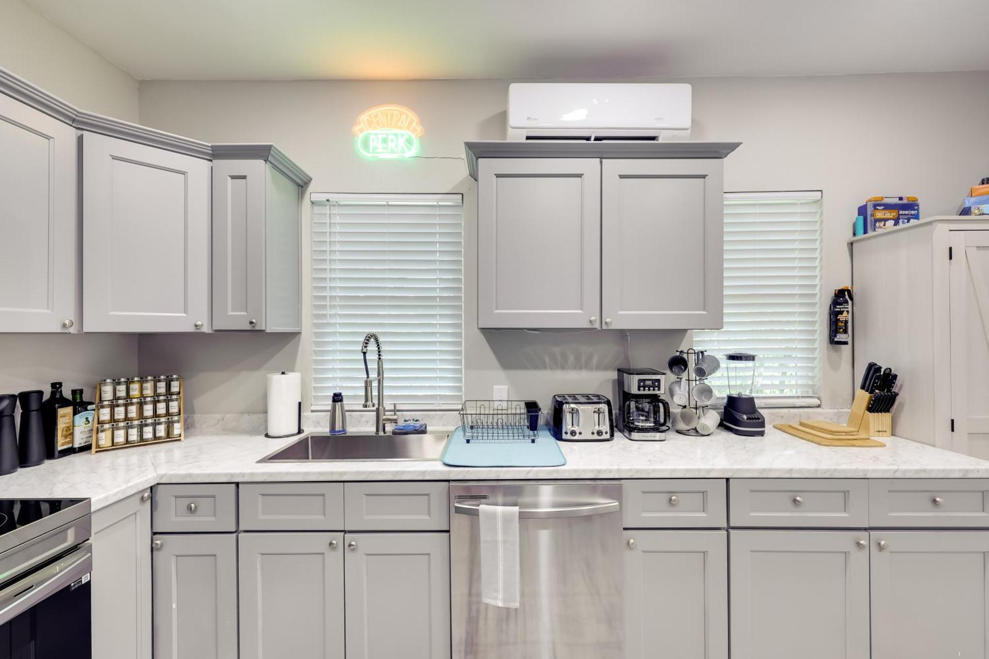 Holiday home Pet-friendly Home, Near National Park!