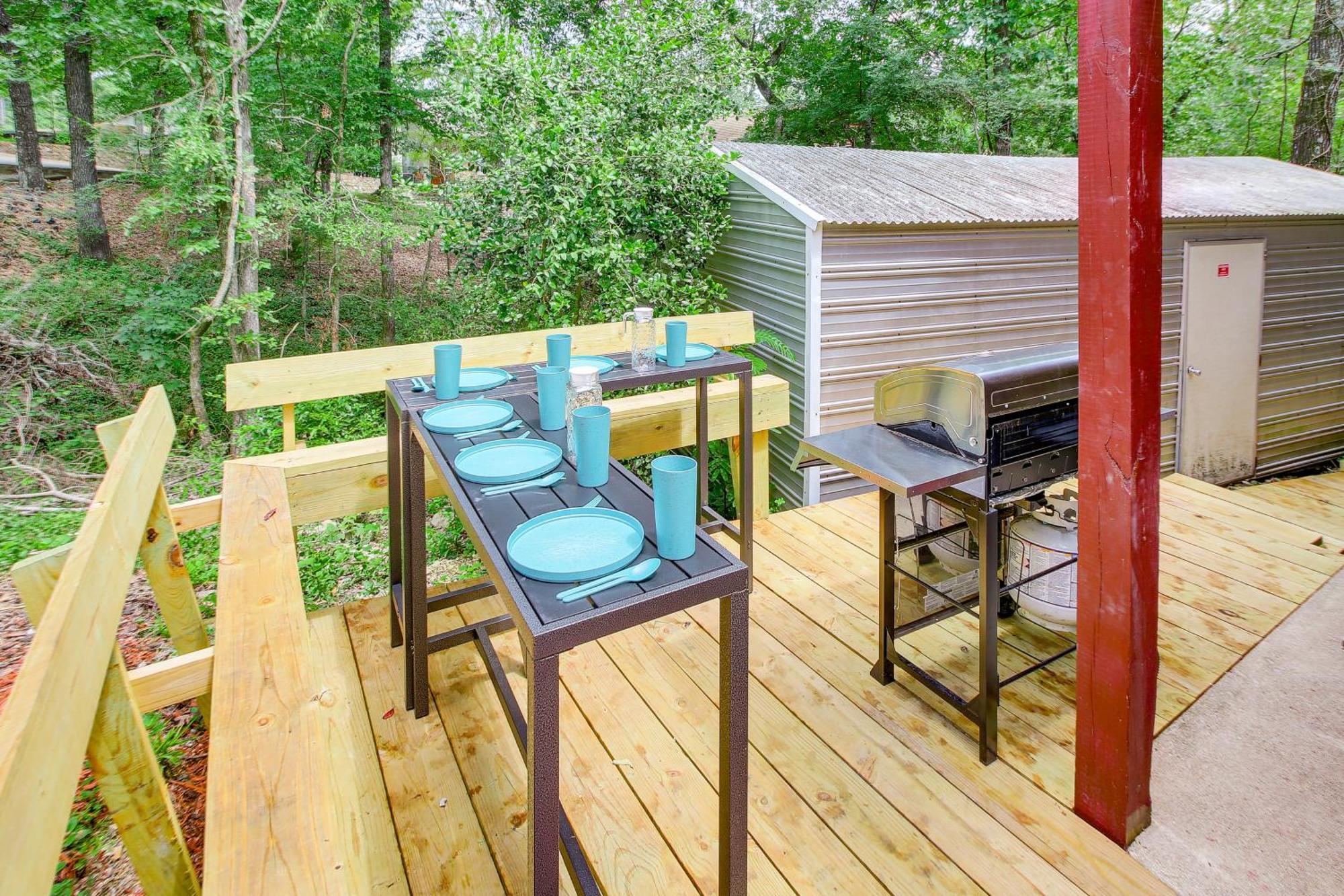 Retreat With Private Dock And Hot Tub! Hot Springs