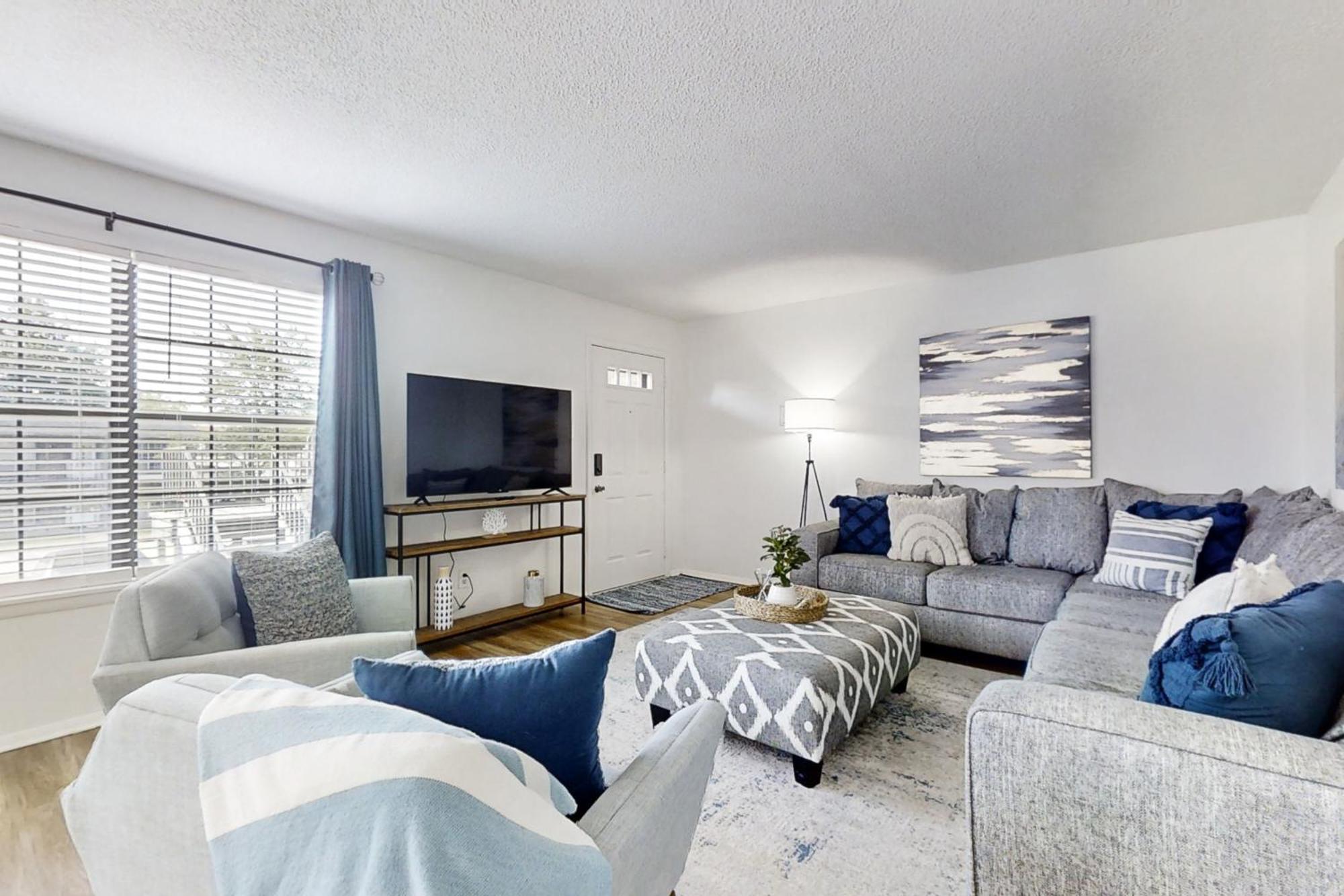 Apartment A Touch Of Modern Hot Springs