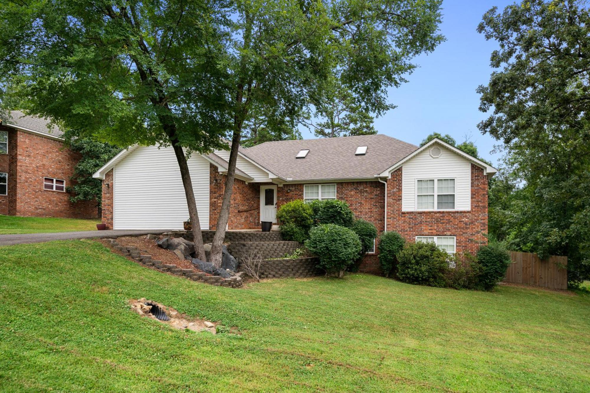 Rockwell Retreat - Pool, Hot Tub, Sleeps 18+ Hot Springs