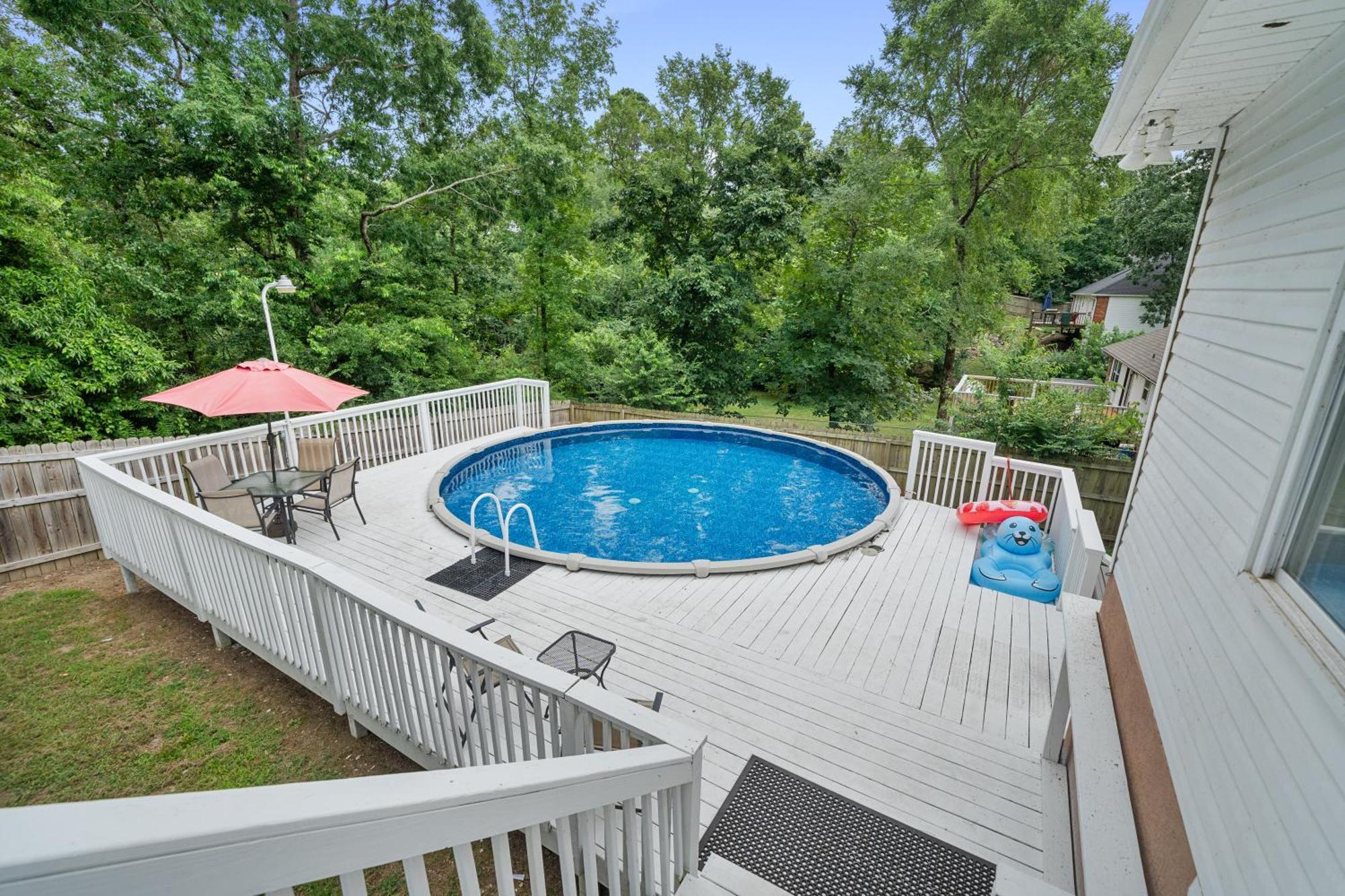 Rockwell Retreat - Pool, Hot Tub, Sleeps 18+ *