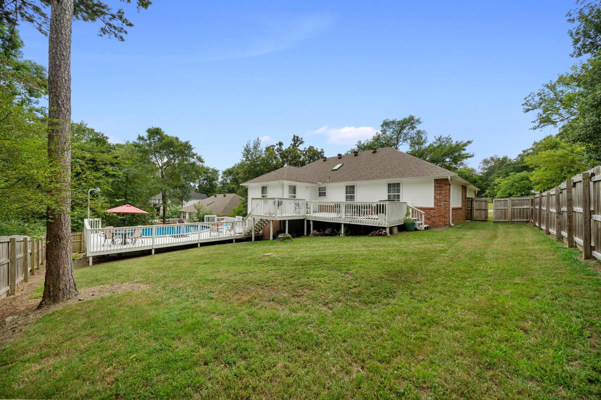 Rockwell Retreat - Pool, Hot Tub, Sleeps 18+ Holiday home *