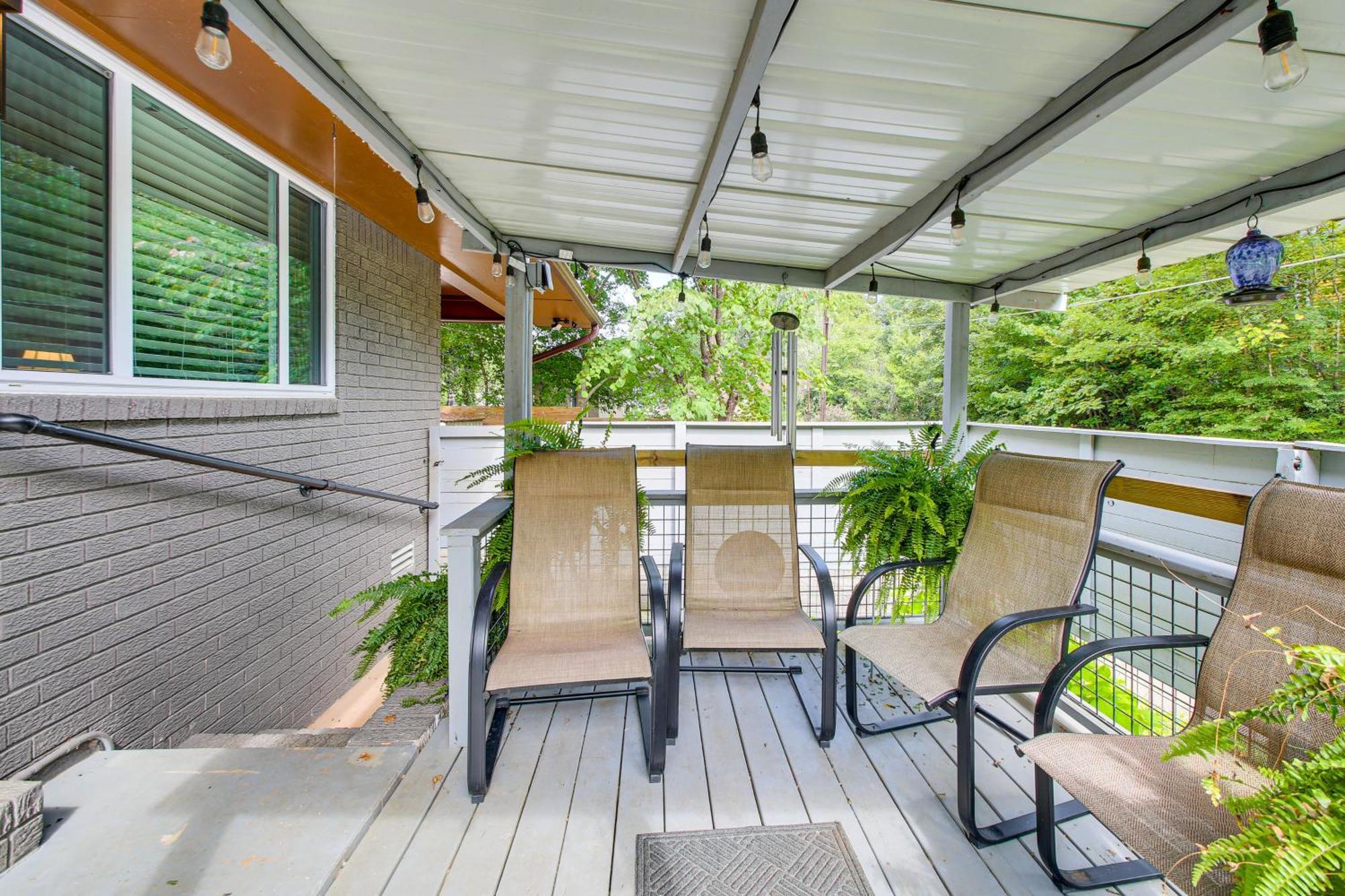 Dog-friendly About 1 Mi To Downtown Holiday home