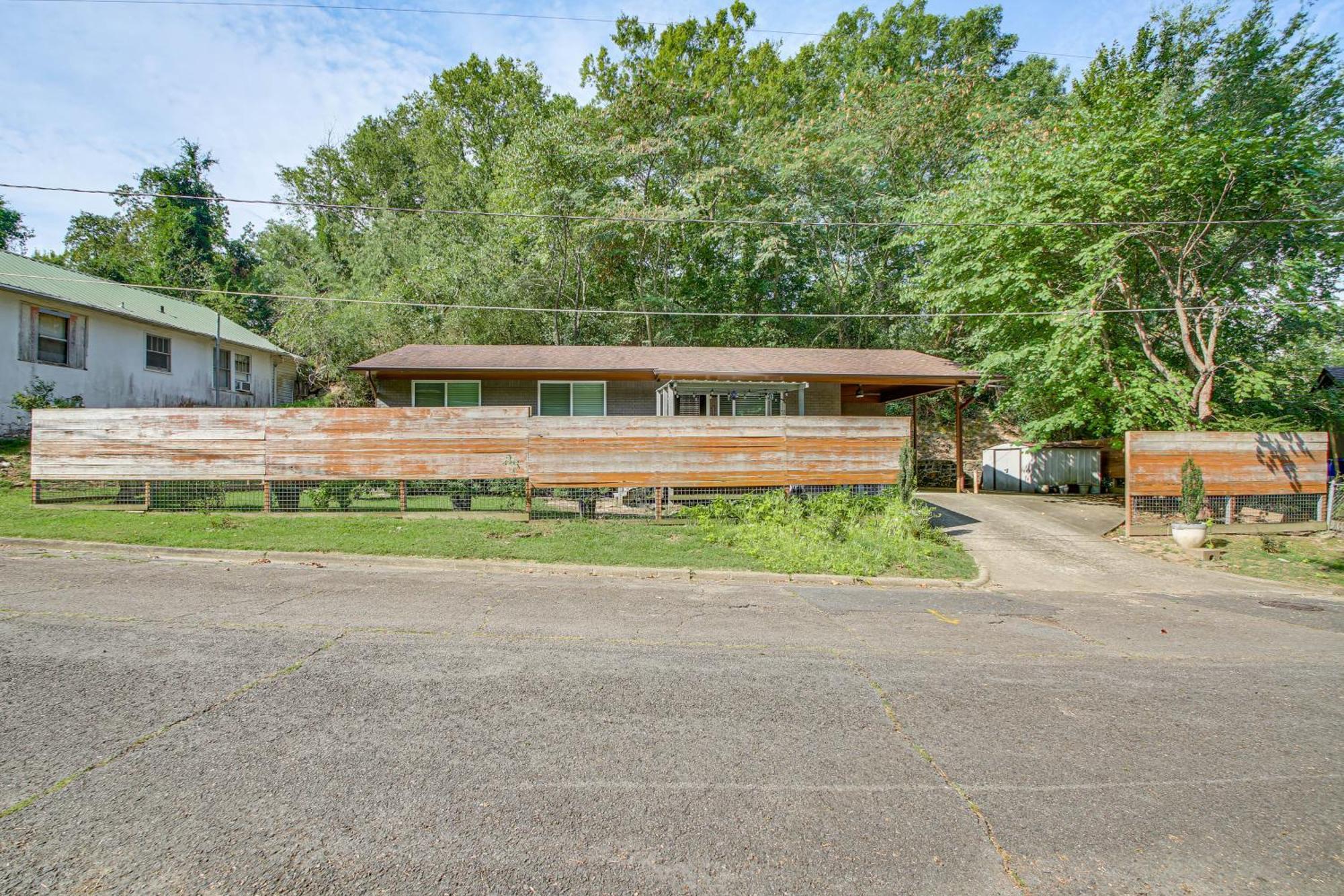 Holiday home Dog-friendly About 1 Mi To Downtown
