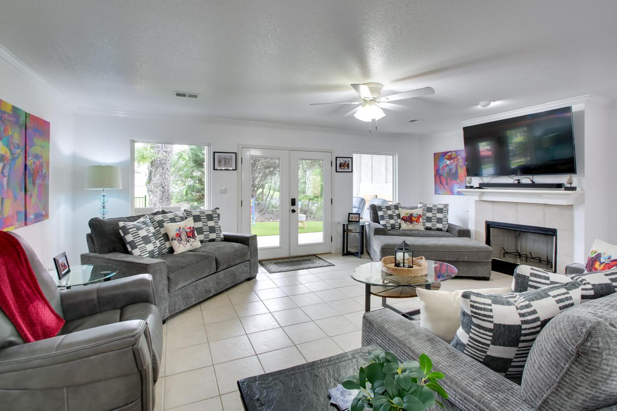 Lakefront Duplex On Hamilton With Boat Slip!