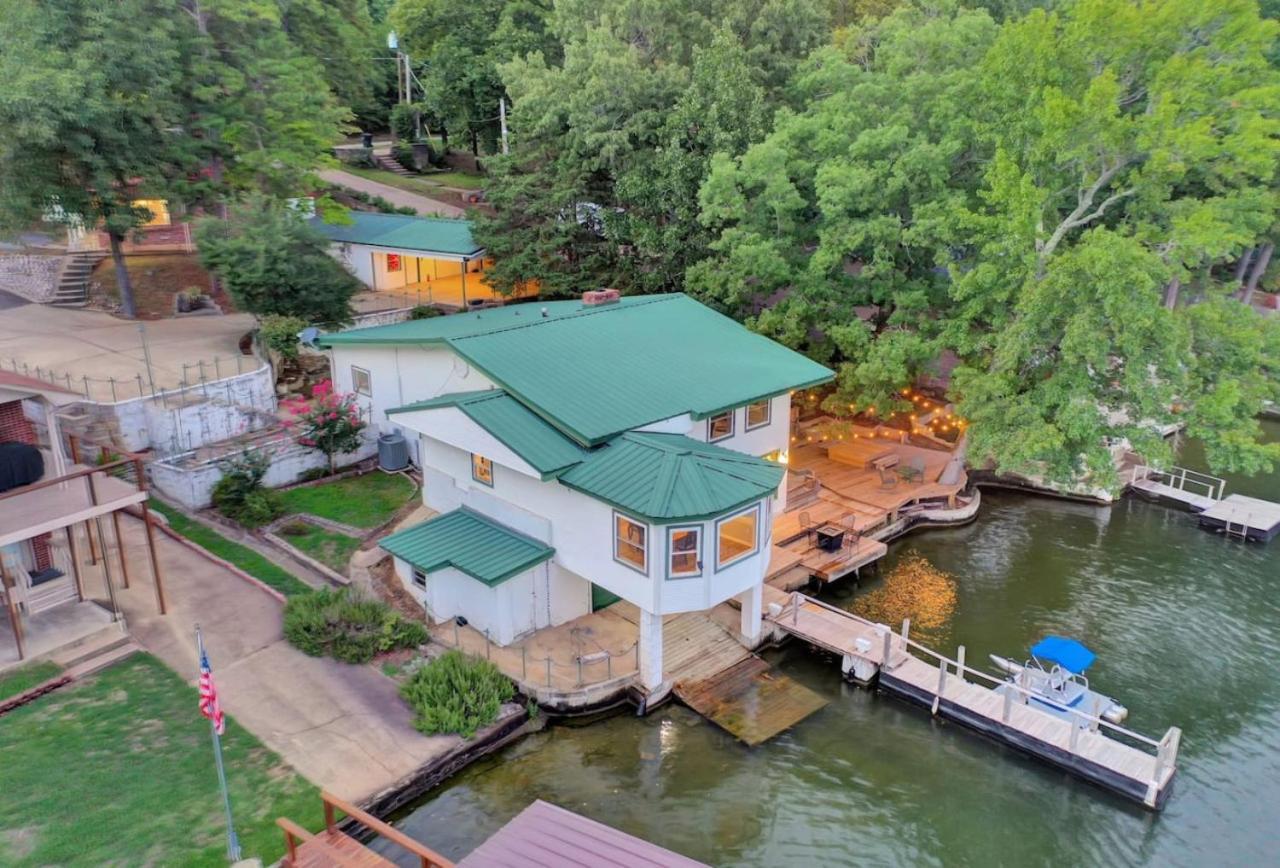 Haven Estate With Hot Tub And Game Holiday home *