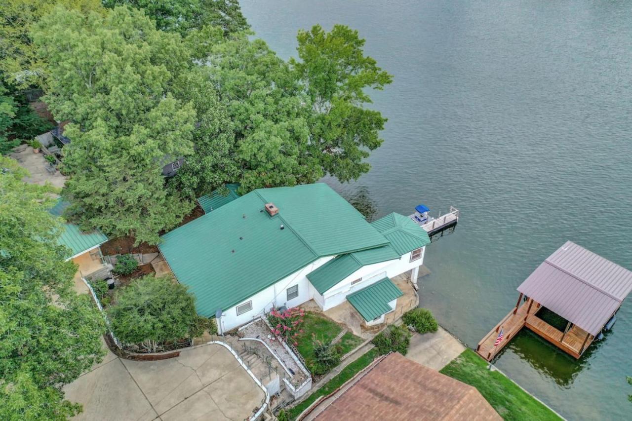 Haven Estate With Hot Tub And Game Holiday home