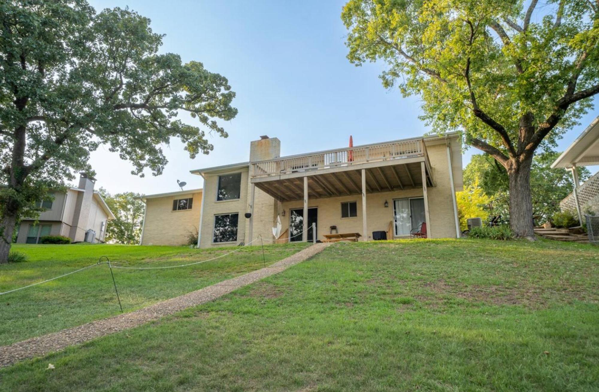 Lakeview Escape At Phadral
