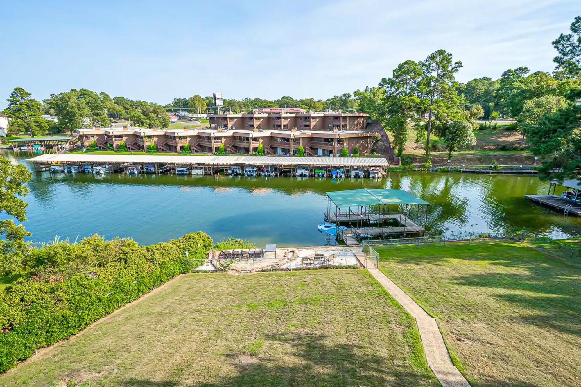 Waterside Retreat On Hamilton * Hot Springs