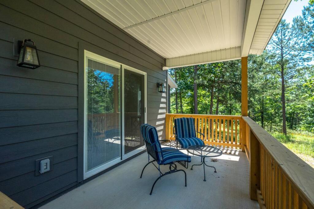 Modern Oaklawn In 10 Min Private Patio Hot Springs