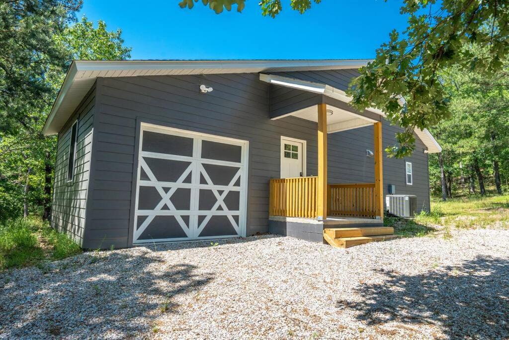 Modern Oaklawn In 10 Min Private Patio Holiday home *