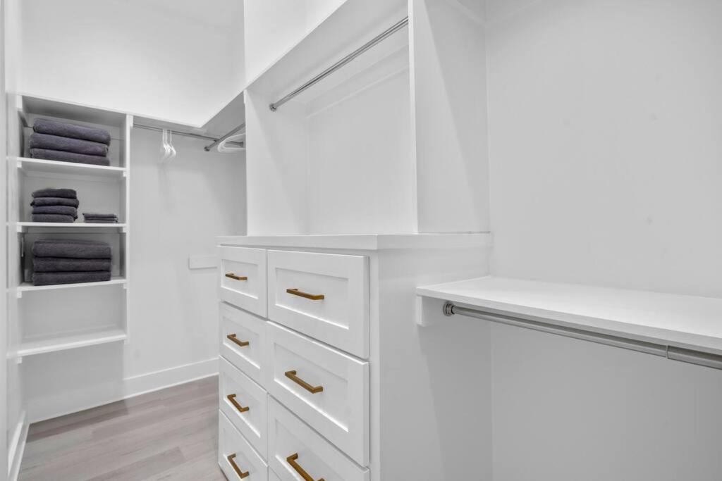 Modern Retreat 10 Min-oaklawn Bbq Grill Pavillion Kids Playground Holiday home Hot Springs