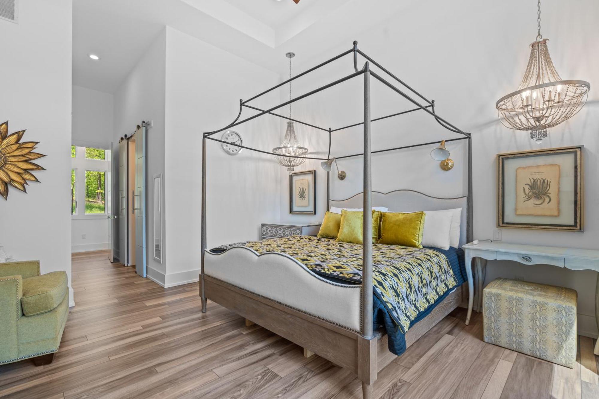 Luxurious Retreat! Private Creek View, Hot-tub, Pool Holiday home Hot Springs