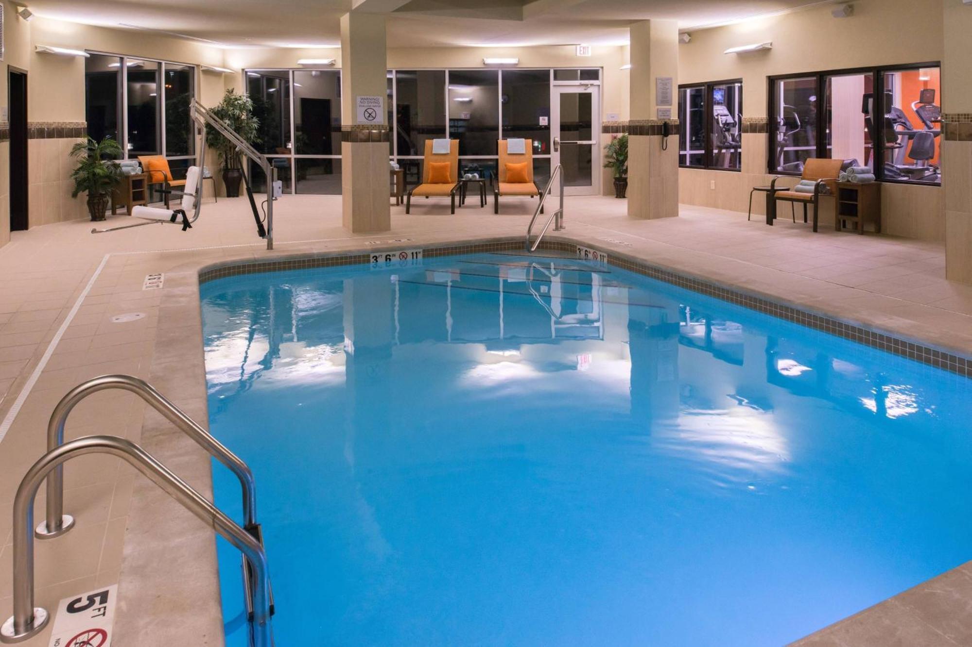Hotel Courtyard By Marriott Hot Springs