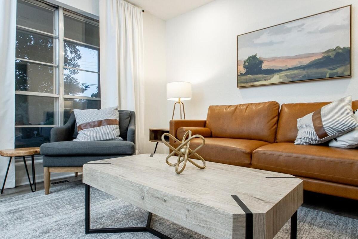 Lakefront, Game Room, Hot Tub, Fire Pit Holiday home Hot Springs