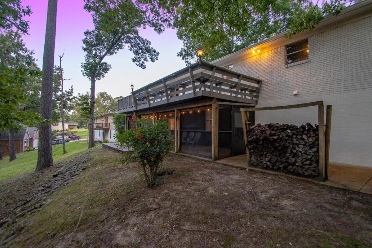 Holiday home Lakefront, Game Room, Hot Tub, Fire Pit