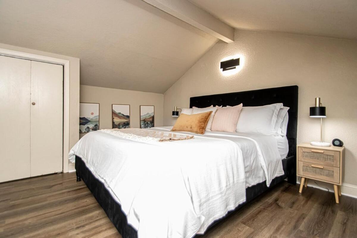 Cute And Cozy! Great For A Couple Or Small Family * Hot Springs