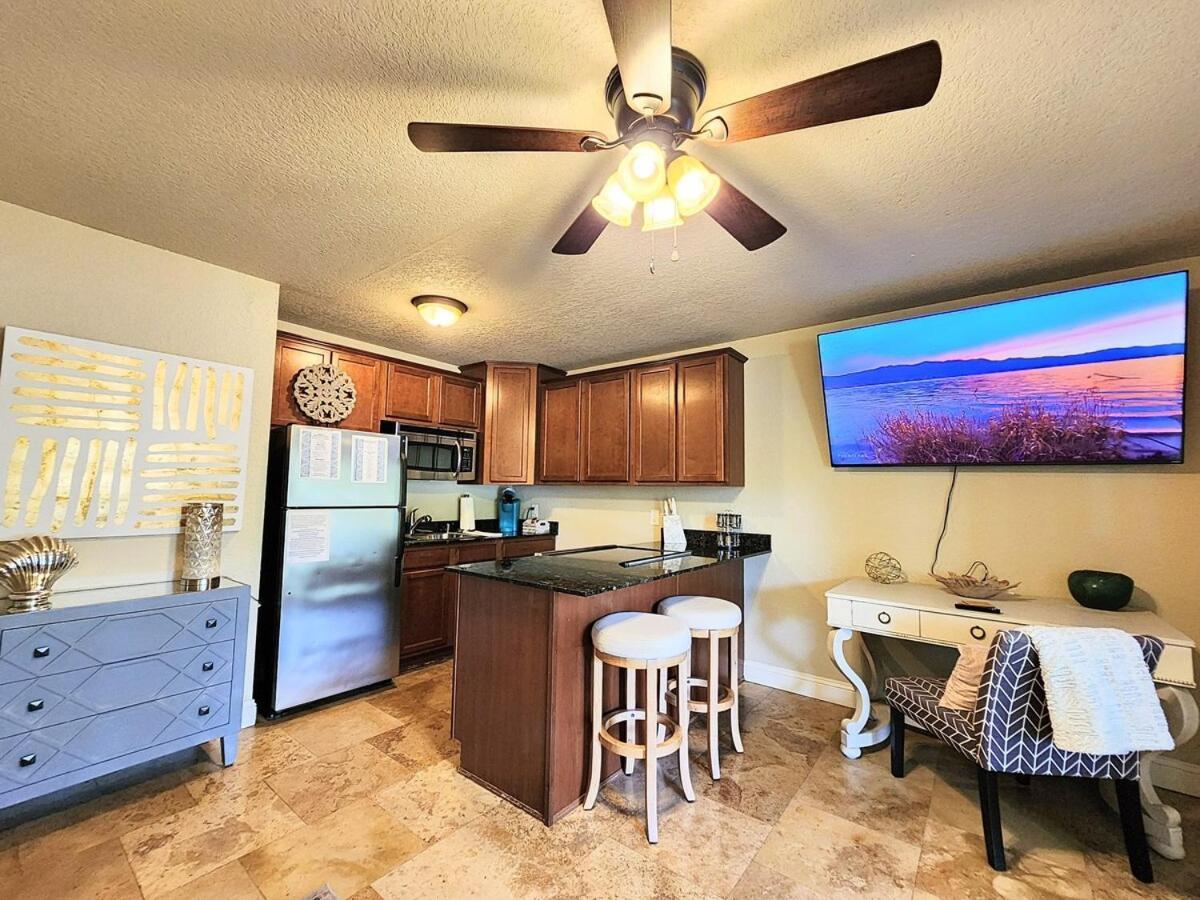 Clearwater Luxe! Apartment