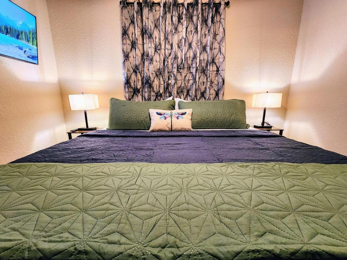 Discover Dragon Fly Apartment Hot Springs