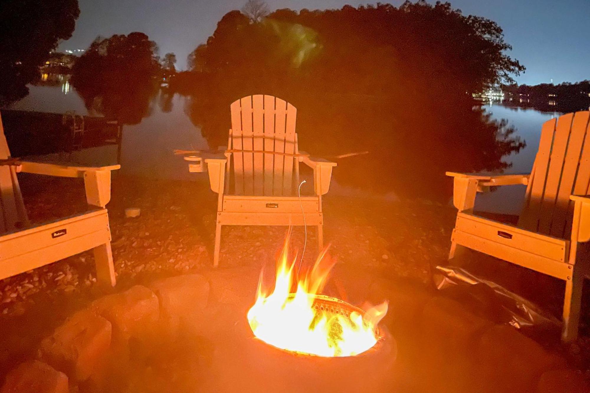 Waterfront Vacation With Dock! Hot Springs