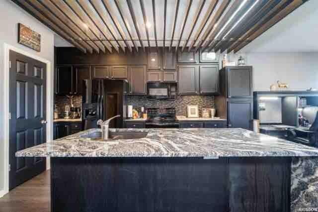 Brooklynn's Bay, Elegant Lakefront Retreat Apartment Hot Springs
