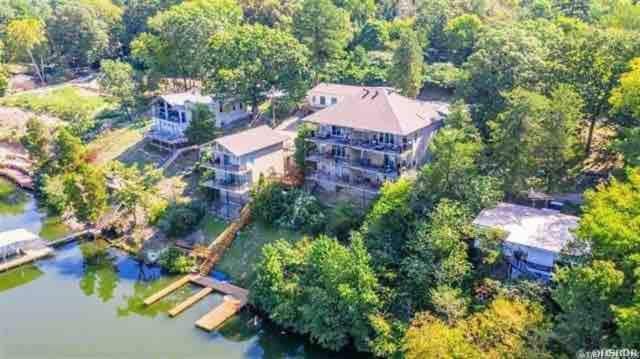 Brooklynn's Bay, Elegant Lakefront Retreat * Hot Springs