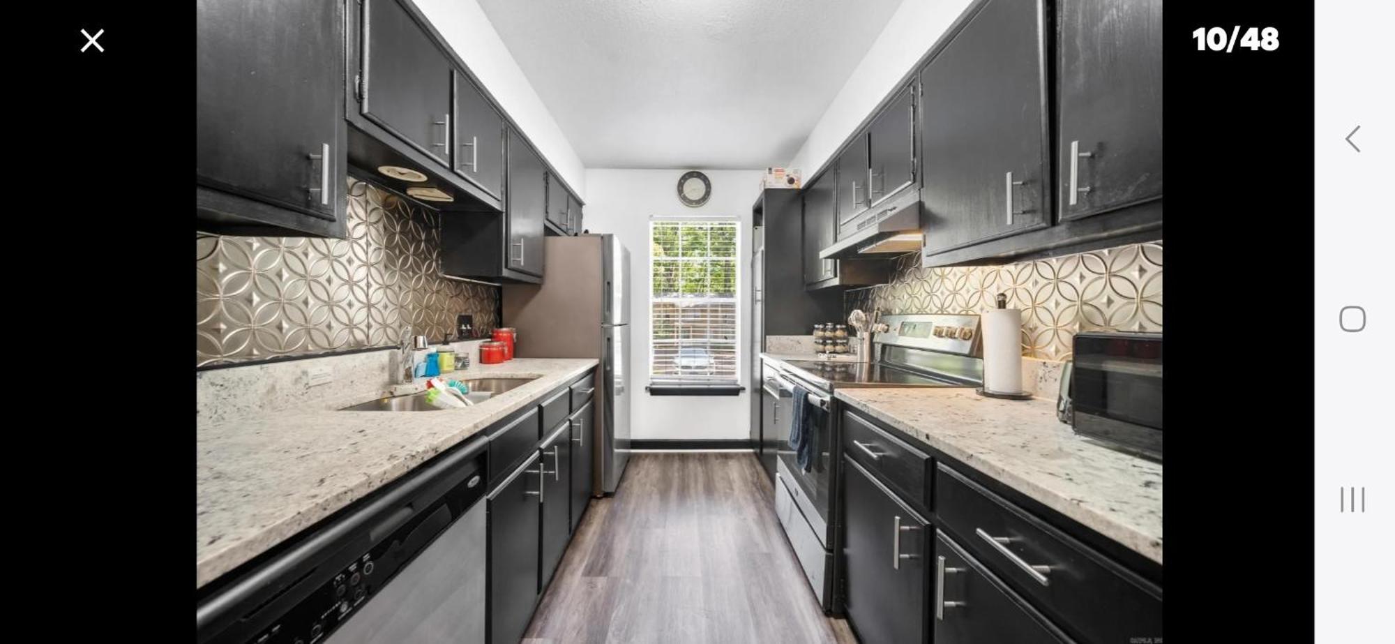 Cheerful Village Apartment *