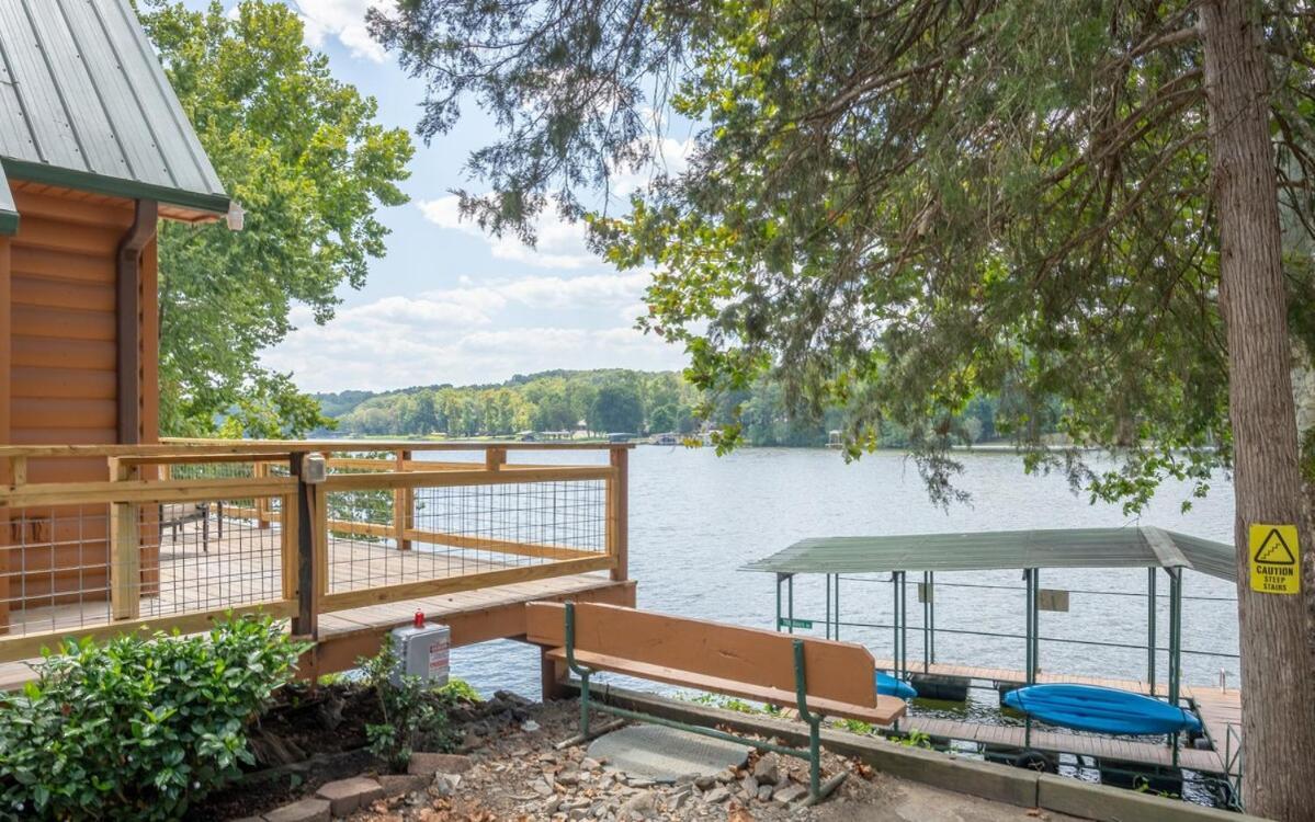 Cozy Lakeside * Hot Springs