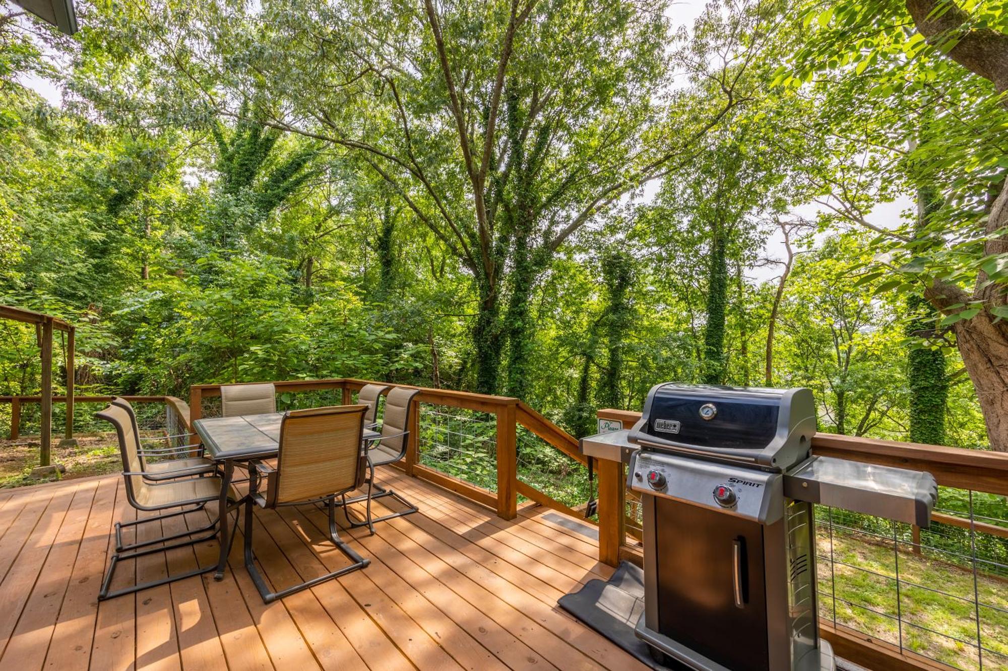 Holiday home Catherine House - Fire-pit, Games, Swim Dock! *
