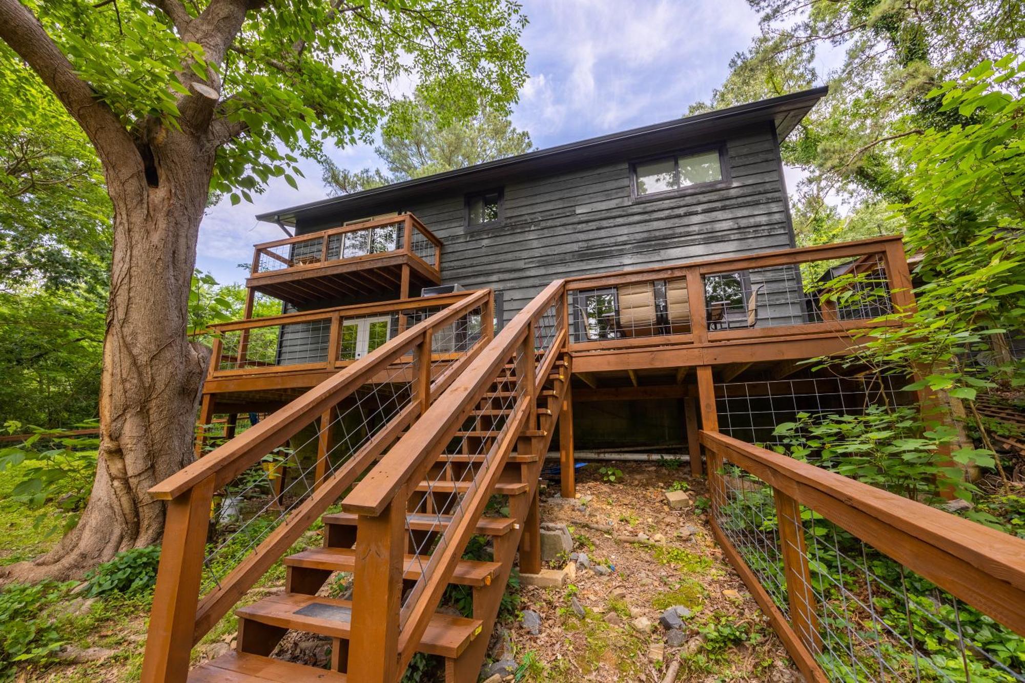 Catherine House - Fire-pit, Games, Swim Dock!