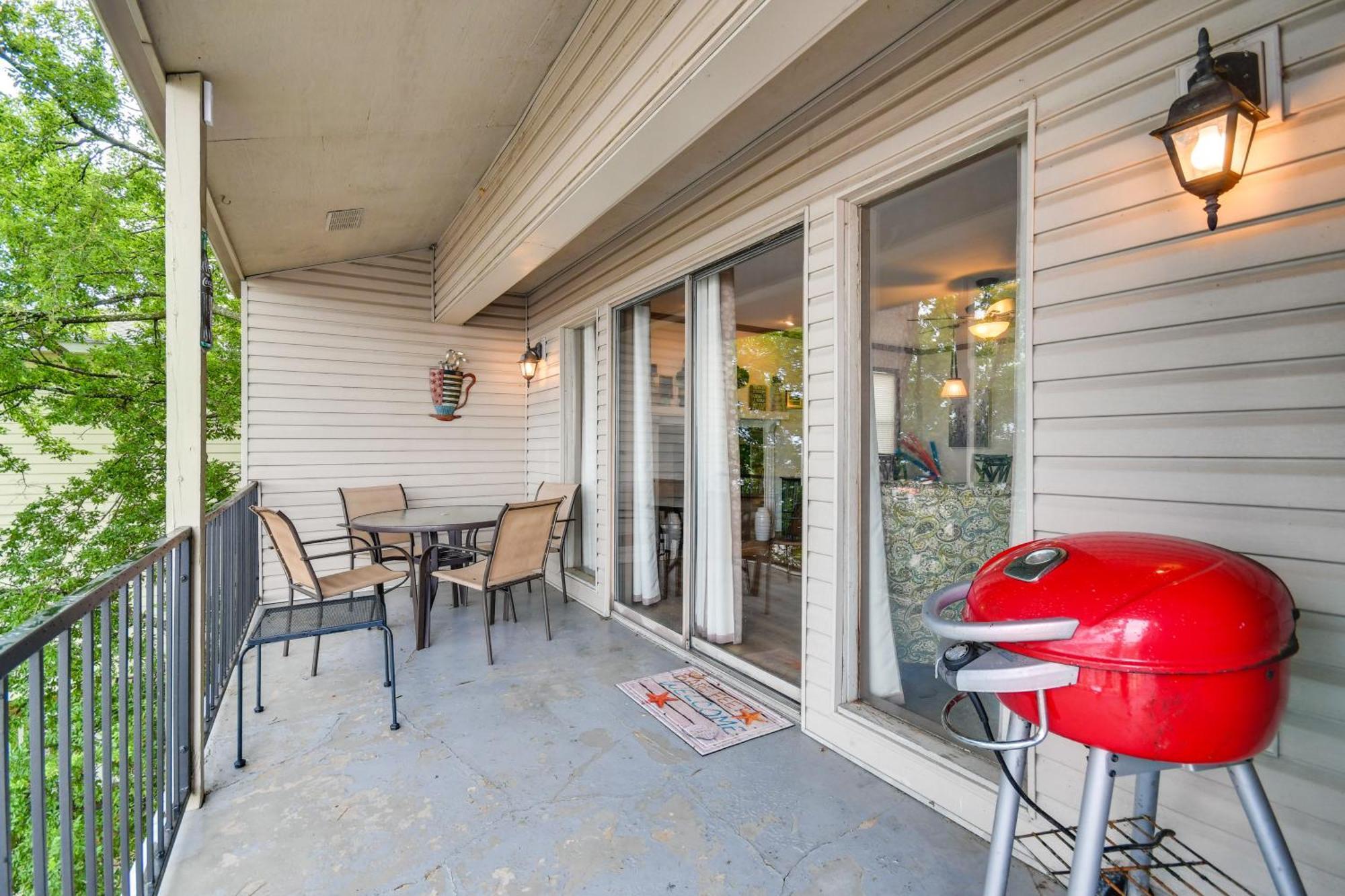 With Pool And Lake Access! Apartment Hot Springs