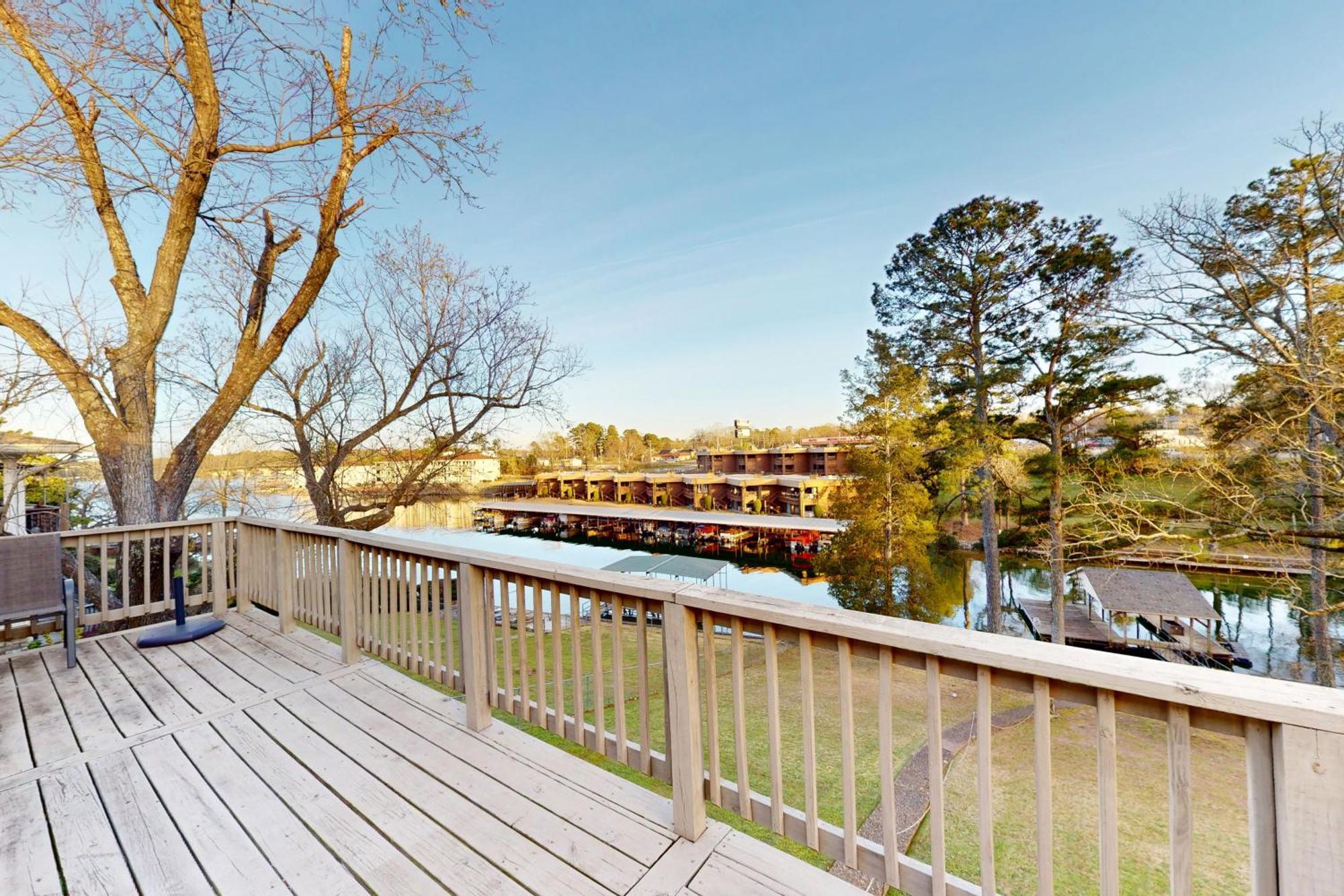 Holiday home Lakeview Escape At Phadral *