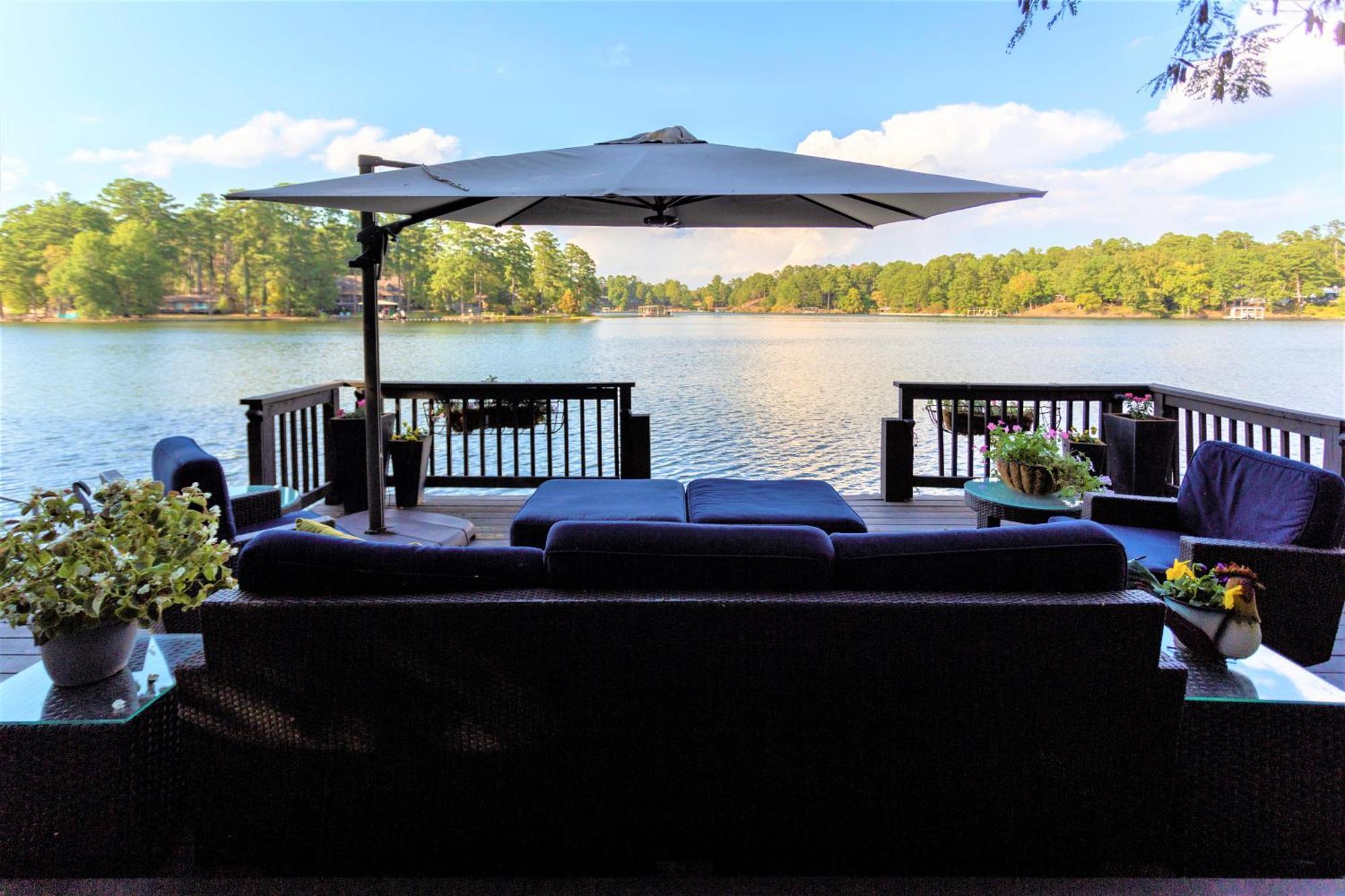 The Lakeside *