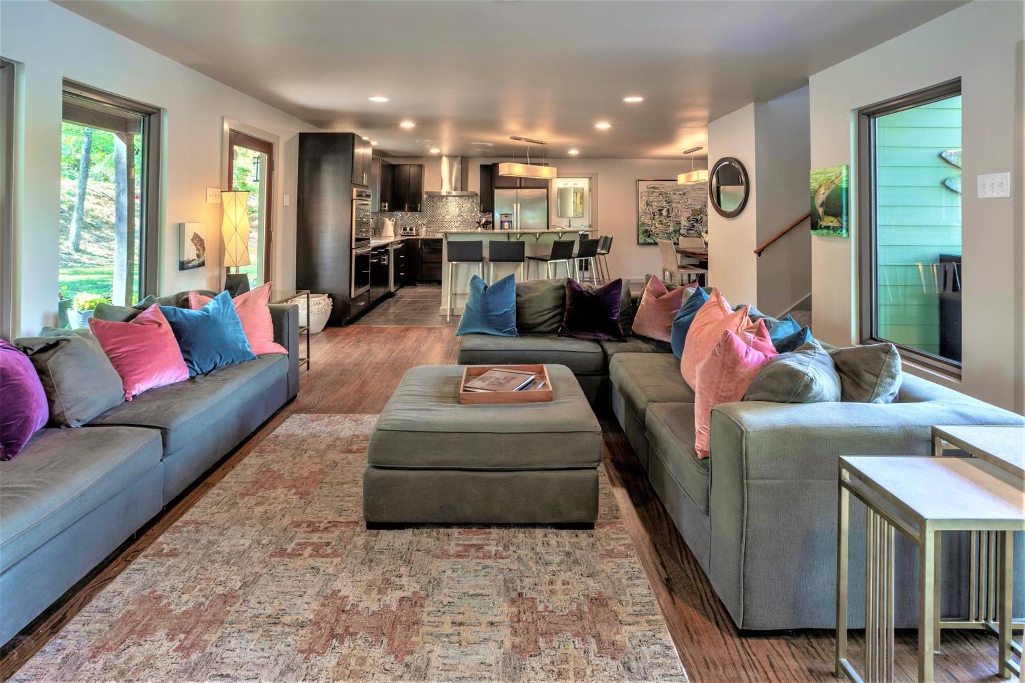 Holiday home Your Lakefront Luxury