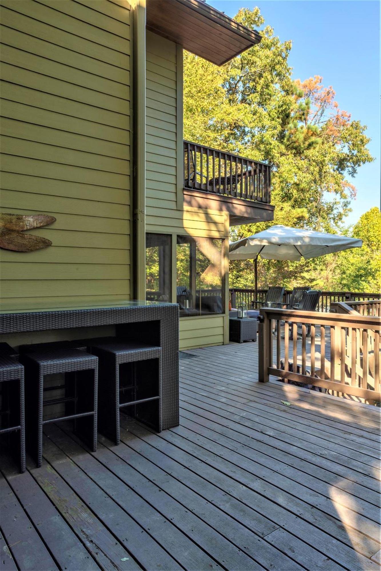 Your Lakefront Luxury Hot Springs