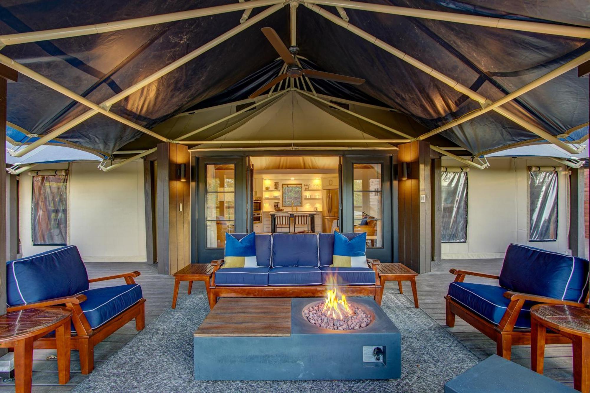 Luxury tent The Covery The Wren House A Luxury African Tent Retreat On Stocked Bass Pond