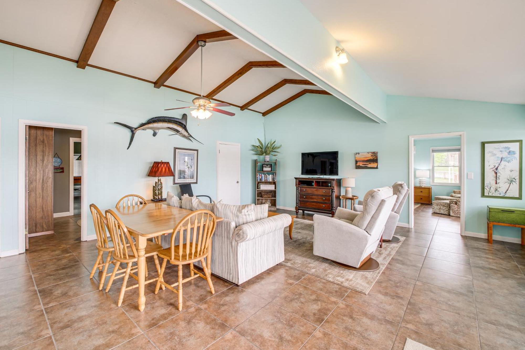 Holiday home Tranquil With And Dock Access! *