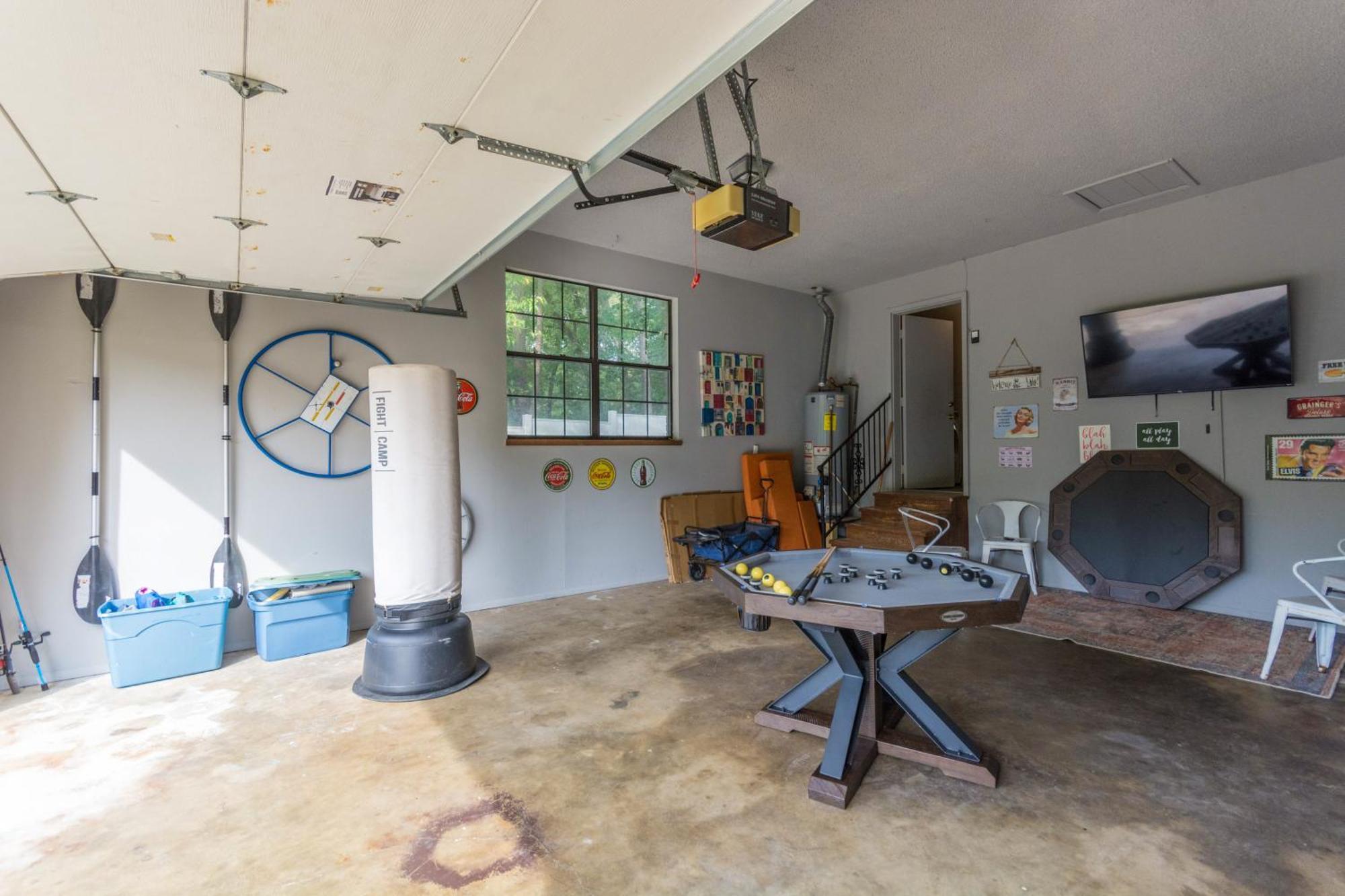 Waterfront Gem Patio And Game Room! *
