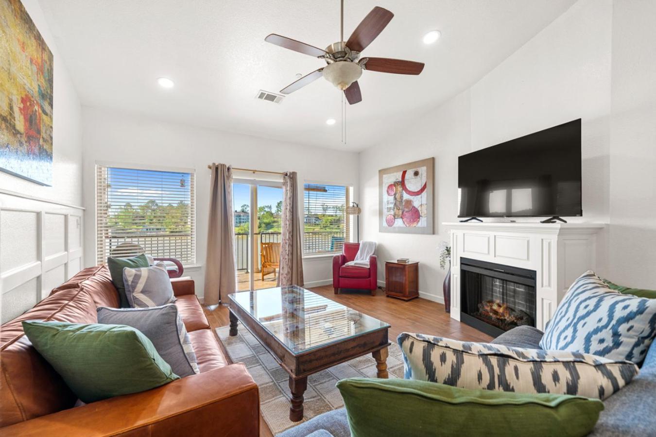 Holiday home Catherines Oasis On Hamilton With Pool Hot Springs