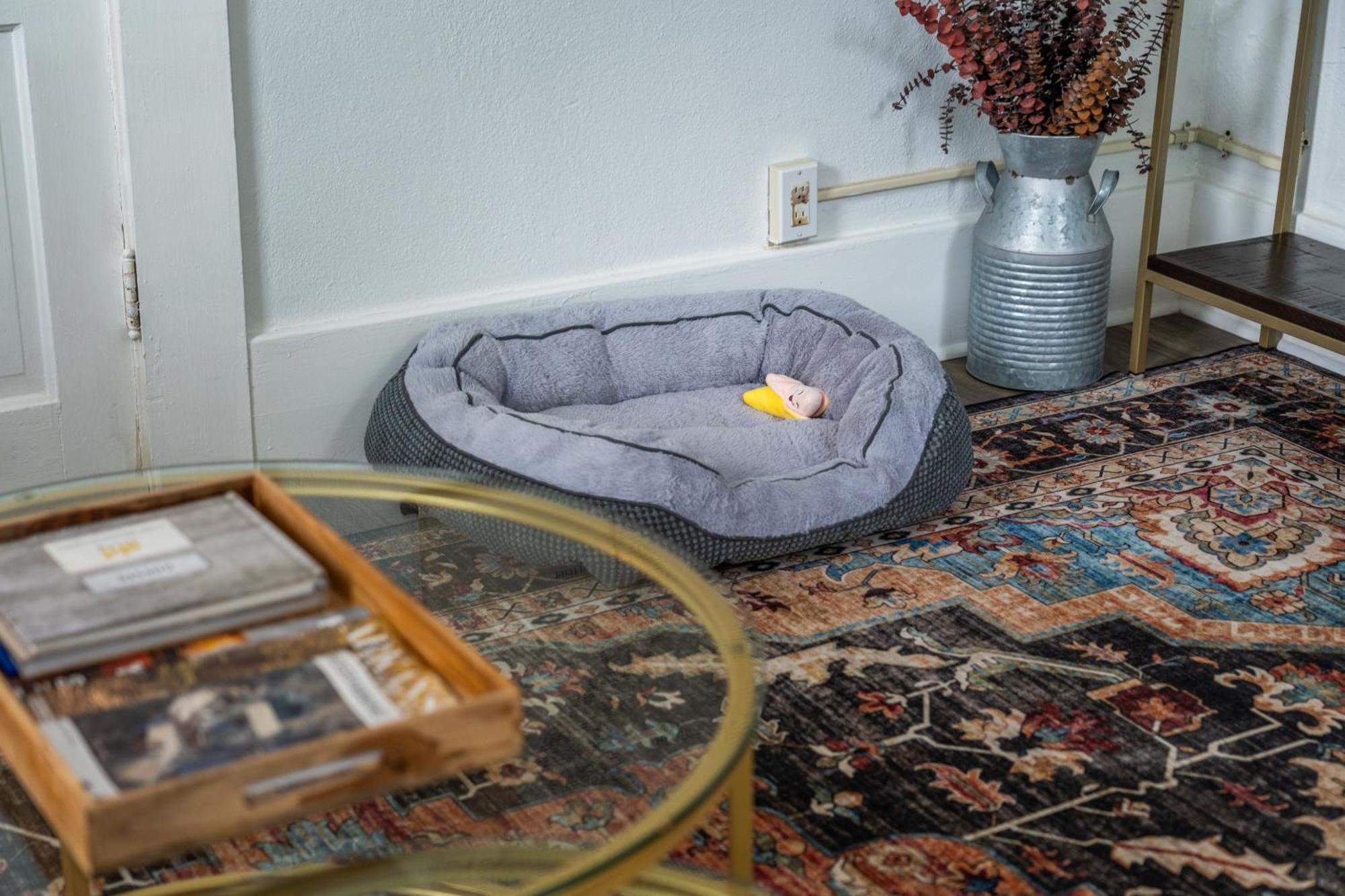 Holiday home Cedar Blossom Is A Cozy Getaway With A 5 Minute Walk To Downtown!