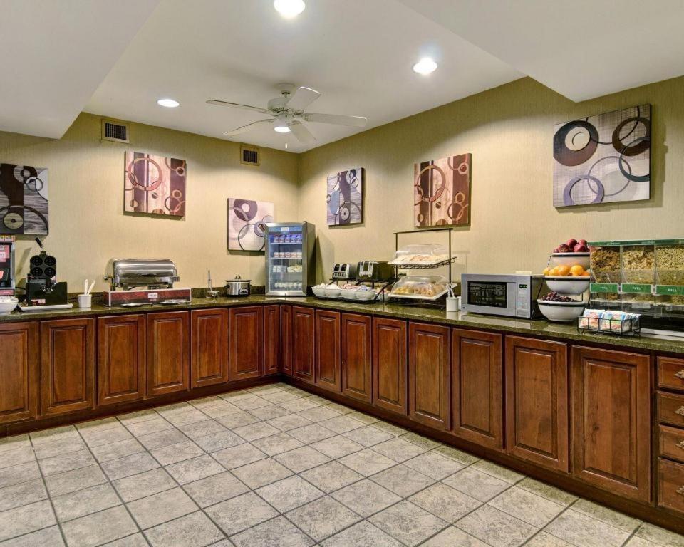 Comfort & Midtown Hotel 2*